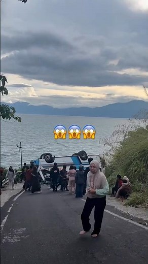 The bus overturned #shorts #minivlog #bocilwargads #maspreman