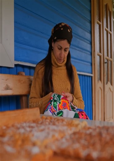 17K views · 485 reactions | Life Baking a Unique Honey Cake with Rare Mountain Honey! #Foods #FoodieLife #CookingMadeEasy #DeliciousDishes #FoodLovers #RecipeInspiration | Life And Foods | Facebook