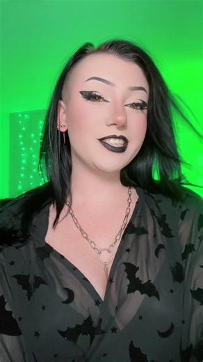 Veronica Bride Showing Off Her Muscles and Asking for Help