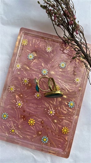 Craft Resin on TikTok