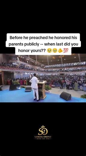 B4 he took the pulpit he stepped to honor the people who brought him there. Pastor Benjamin introducing his parents to the congregation -- this is what a son looks like.....🥹🫵💯 #honouryourparents #christiantiktok #faithtiktok #familyfirst #mbcitvofficialkenya