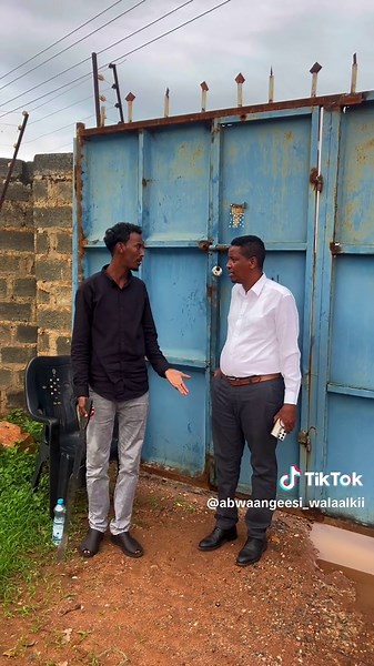 Waardiyahaan hurdadi been buu ku darsaday