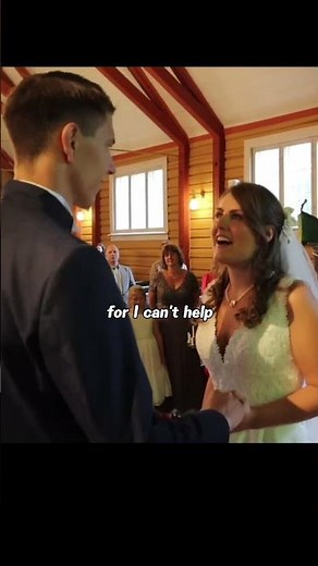 Emotional Moment 🥹❤️: A Bride Sings to Her Groom on Their Wedding Day Can’t Help Falling in Love