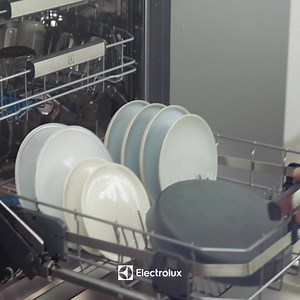 371K views · 46 reactions | Fino al 31 Dicembre acquista una lavastoviglie Electrolux, in regalo fino a 500€ in buoni per le tue attività preferite. | Electrolux | Facebook