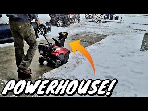 Testing The Toro Power Clear 821 RC Commercial Snowblower