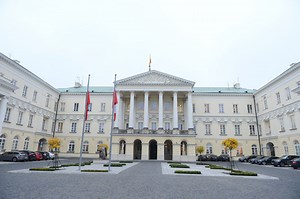 Boże Narodzenie 2025. Czy urzędy są otwarte w Wigilię?