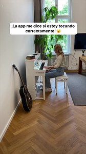 Empieza a tocar la música que amas en el piano. 🎹🧡 | flowkey
