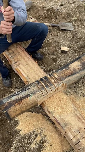 Woodworking Techniques: Splitting Logs for Projects