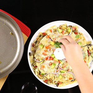 Cook smarter, not harder with the right gear—like a Circulon Symmetry frying pan with excellent food release. Make saucy and cheesy dishes fearlessly. | Circulon