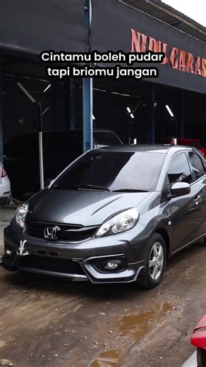 Pengecatan di nidu repaint harga mulai 4.5 jt Monggo untuk juragan yang mau Repaint, Cat panel, Body repair, Restorasi bisa langsung datang ke Garasi, Info estimasi biaya, waktu dan antrian bisa langsung WA Telepon : 081217681691 Alamat :Jl. Raya rajasa gadang (Maps nidu garasi 2) kota malang Buka : senin - sabtu Jam : 08.00 - 17.00 Sosial media Youtube : Nidu garasi Tik tok : Nidu Repaint Instagram bengkel cat : Nidurepaint Instagram showroom : @nidugarasishowroom #pengecatanmobil #bengkelcatmo