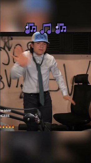 Dance or Stream Snipe #twitch #funny #studio #clips