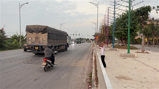 Rep cu em nè @thợ săn tạch tè #clbaeyêuxekếtnốimọimiền #nghenghiepcuatoi #xuhuongtiktok2025 #tiktokxetaivn #howov7g