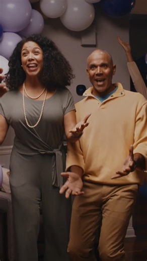 ✨ For the grad who worked so hard, give them the graduation party to remember with Balloon Time. ✨ Transform your graduation party into an unforgettable event with our helium tanks!  Whether you're creating stylish balloon centerpieces, or personalized balloon bouquets, our helium tanks are here to help you elevate the festivities. #Graduation #GradParty #ClassOf2024 | Balloon Time | Facebook