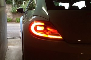 [フォルクスワーゲン ザ・ビートル (ハッチバック)]リアウインカーのLED化