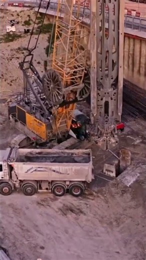 Amazing and Versatile Advanced Liebherr Special Cranes #heavyequipment #liebherr #crane