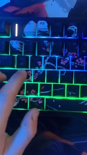 Kauft auf gar keinen Fall dieses Keyboard spaß. Name Aula F 75 ￼