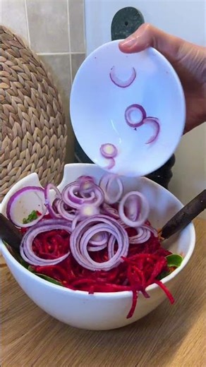 I made this Simple Spring Salad with Spinach and Honey Vinaigrette for light dinner tonight