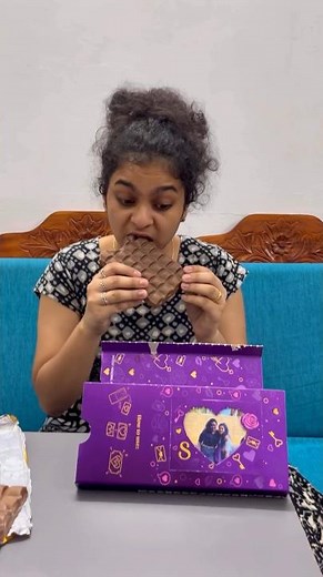 Silent ga Valentines chocolate thinesa 🤭😂 #ishqyouall #shortvideo #swv #telugu #youtube #trending