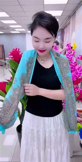 2026,Women Knitted Sweater, Autumn and Winter Color Block Long Sleeve Tassel