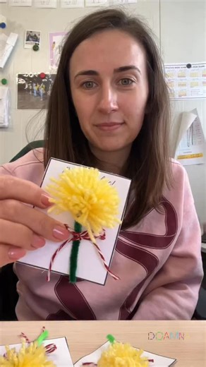 Un mărțișor de 1 martie #doamna #martie #martisor #floare | DOAMNA