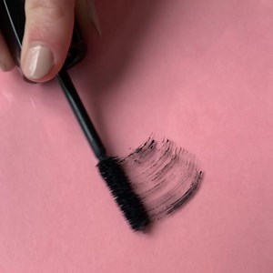 Our Lash Intensity® Mascara magnifies, maximizes and multiplies the look of lashes. Think of it as a magic wand! http://bit.ly/2ShsAxq | MARY KAY