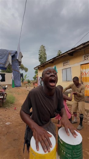 Hola amigos fans of nansana kids @nansanadancekids @nansanadancekids @nansanadancekids