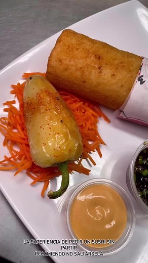 Me da un sushi sin partir 😍🤤#sushiburrito #sushi #fyp #emprendimiento #emprendedor #momlife #momboss #littlebusiness