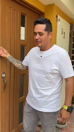 Explorando la Vida de un Therian que se Autopercibe como Perro