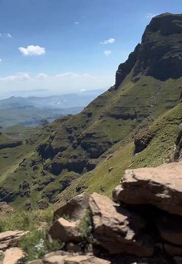 Climbing the legendary Tugela chain ladders⛓️ One wrong move and it’s just you & gravity🫡 #southafrica #hiking #trails #drakensberg #tugelafalls