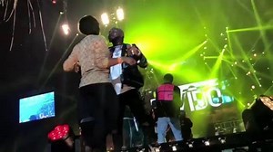 2.9K views · 91 reactions | Davido shared a kiss with Chioma on stage while performing The O2 • #tooXclusive #davidoliveat02 | TooXclusive | Facebook