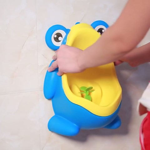 Children Urinal, Cute Frog Potty Training Urinal, Wall Mounted Potty Training Urinal Aiming Target Plastic Urinal Bathroom Funny Kids Pee Trainer for Kids Toddlers Children Boys (Green)