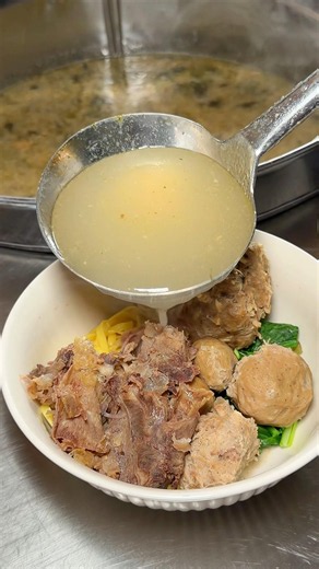 So Delicious! Bakso Rancakendal with a Dago Atas View in Bandung Near HomPim Play #culinary