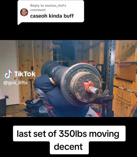 Caseoh's Impressive 350lbs Deadlift Session