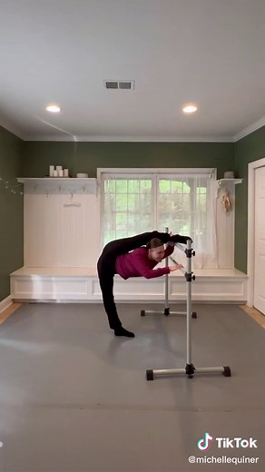 How to Do a 270° Over Split | Anna McNulty Flexibility Move