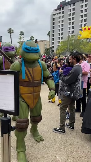 Hey Mikey, save some for us! #pizza #tmnt #doordash | Mega Mike