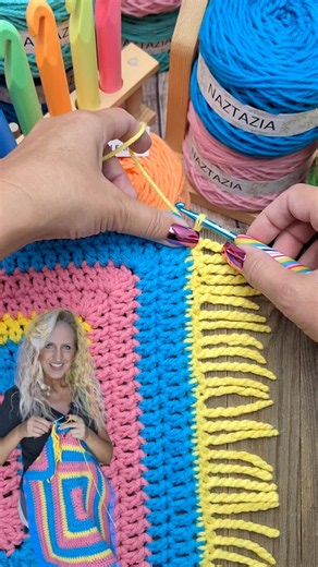 Crochet Twisted Fringe! 🧶 🎨 Surprisingly simple step-by-step for crocheting a basic border edging for a crochet blanket, scarf, shawl, and bag. This technique is satisfyingly basic and works beautifully with everyday tools. What yarn are you using today? 👇 #crochet #crochetersoftiktok #crochettiktok #learnontiktok #naztazia