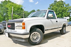 2K views · 14 reactions | 懶懶 1998 GMC Sierra SL 懶懶  Just In!!  ...