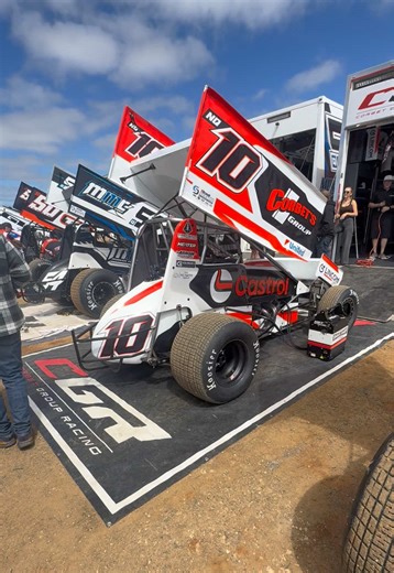 Premier Raceway Pits: 410 Sprint Cars Experience
