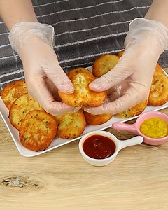 789K views · 9.7K reactions | The famous potato recipe that enchanted the world! Easy and simply delicious! | More Recipes | Facebook