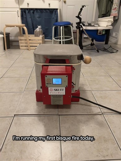 I’m not sure why the kiln makes me so nervous. I ran the test fire last night and checked it multiple times throughout the night- like a newborn baby. It worked perfectly and today hopefully we will have some lovely bisque pots for glazing. And a bisque tile. #skuttfirebox #minikiln #skutt