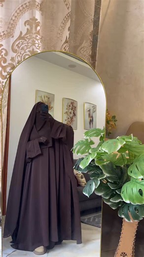 ‎أنيقة‎ on Instagram‎: "نقدم لكم تشكيلة جديدة :جلباب هداية ❤️🌧️ للاستفسار تواصلو في صفحة ‪‪‪@commande_aniqat‬‬‬⁩ سعر حجاب وتنورة 4500 ستار ستار عملاق طبقتين 3000 سعر خمار مترا ونص / على مترا ونص 80الف سعر قفاز خمسين الف سعر جوارب 20 الف مرحبا بيكم. ❤️⁩⁩"‎