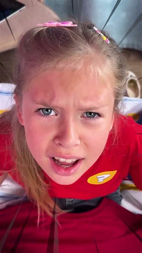 ⏰ OOPS! Sarah’s Clothes Are a Mess… And It’s Almost School Time! #kidsstories