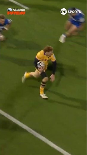 Electric pace as Henry Pollock scores!