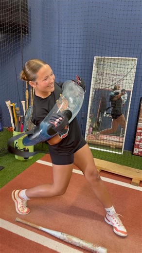 Hitting lesson with FRESHMAN Liv who is on VARSITY! 🥎🎉 so proud of you! #softball #fyp #drills