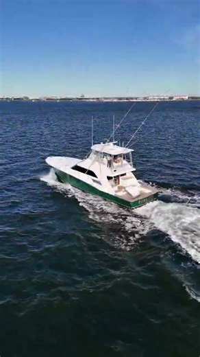 61' Tribute Sportfish (PIPELAYER) #TRIBUTE #oceanyachts