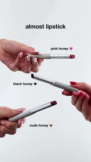 NEW from the clinique lab 🍯 pop lip cheek oil now comes in all of our iconic, good-on-everyone shades 👇 🩷 pink honey: a delicate, rosy pink 🖤 black honey: the classic crushed berry shade 🤎 nude honey: a nude that blends with lips for a perfect match, every time all products: 👩 dermatologist tested 🧪 allergy tested 🚫 fragrance free #clinique #pinkhoney #blackhoney #nudehoney #almostlipstick #poplip #lipoil #dermatologisttested #allergytestedfragrancefree