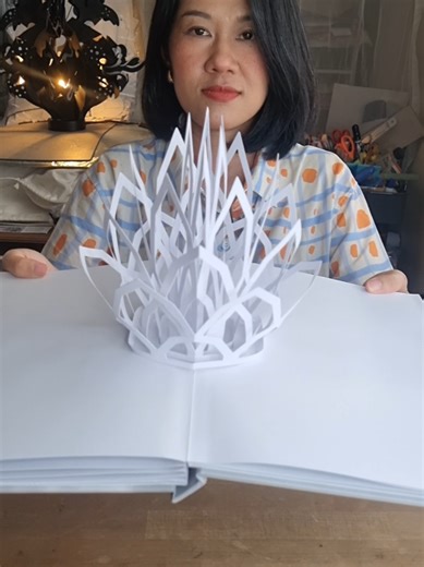 รีวิวหนังสือป๊อปอัพ pop up sculpture ทำป๊อปอัพโดย Peter Dahmen #popup #paperengineer #popupbook #review #sculpture