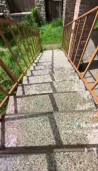 ASMR Glass 🫙 #asmr #asmrtiktoks #asmrsounds #asmrvideos #satisfying #oddlysatisfying #breakingbottles #breakingjars #glassbreaking #breakingglass #fyp #viral #foryoupage #sleep #calm #relax #shorts #trending