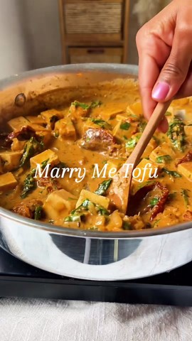 The Okinawa style poke bowl with tofu and miso that feels perfect