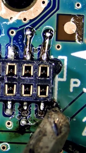 hdd connector trace restore #repair #fix #datarecovery #pcbrepair #microsoldering #tracerepair